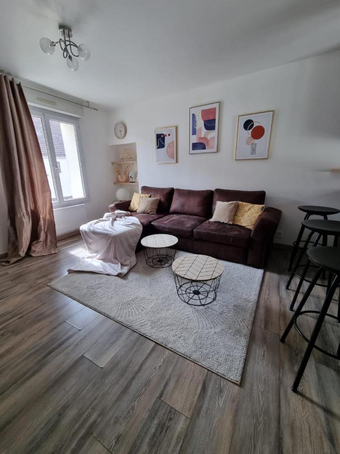 Duplex 40M2 Cocooning Coeur De Ville Avec Parking Neauphle-le-Chateau Экстерьер фото